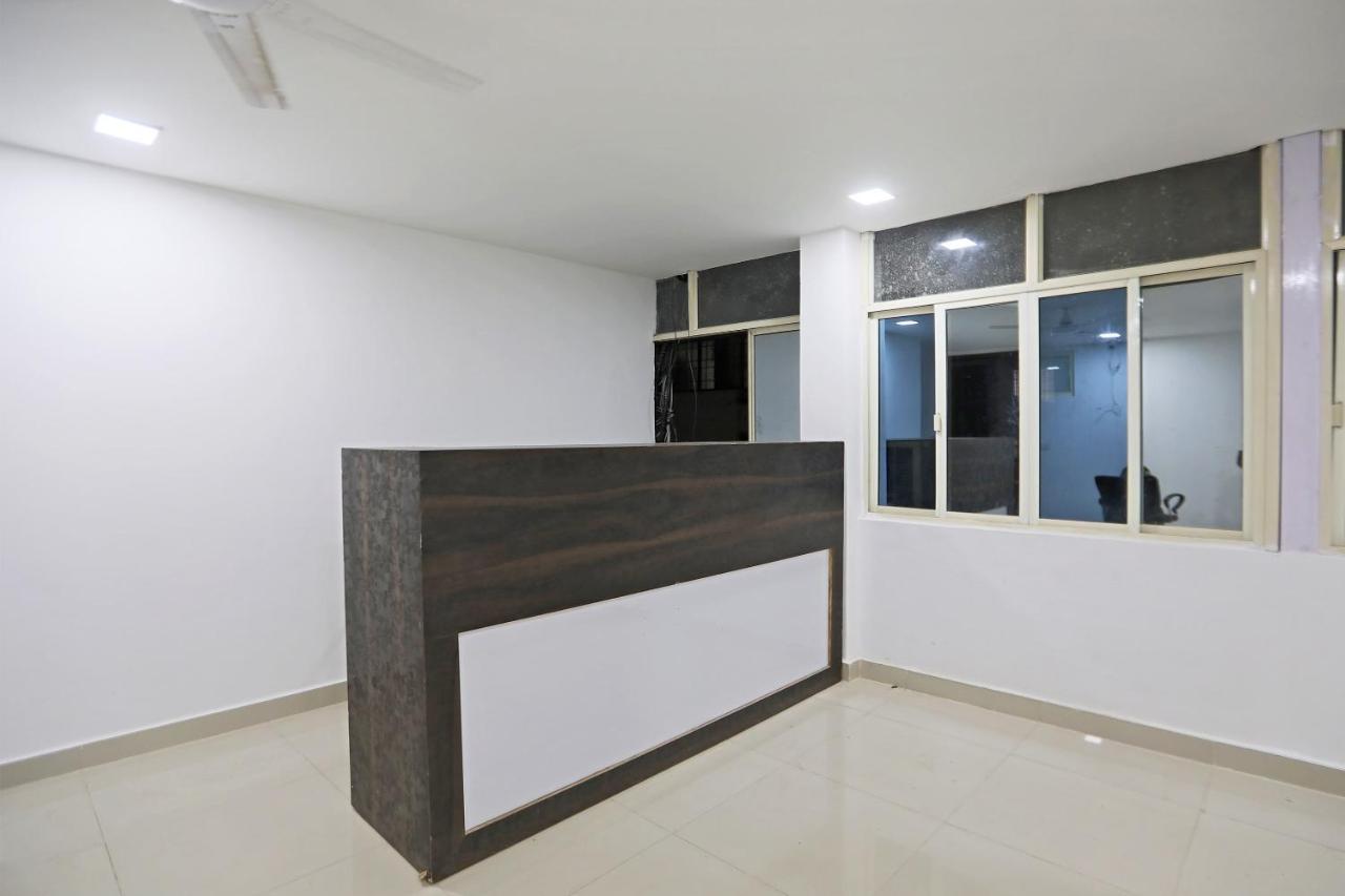 Townhouse South Lawn Hotel New Delhi Exterior foto